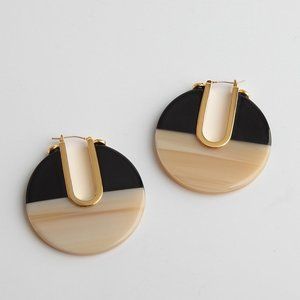 henri bendel Jewelry - Henri Bendel Color Resin Round Stud Earrings henri bendel Jewelry - Henri Bendel Color Resin Round Stud Earrings